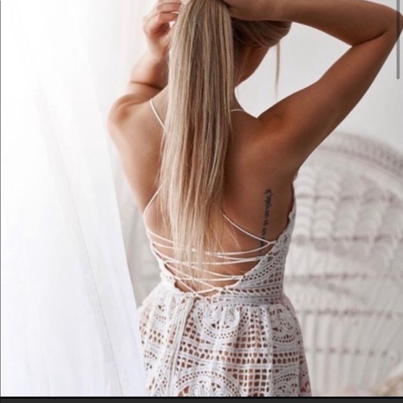 💃🏻AUDREY Boho White Eyelet Dres - Picture 4 of 14